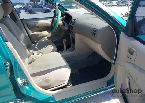 1998 Toyota Corolla Ve z USA, uszkodzony, nr VIN 1NXBR12E9WZ080912